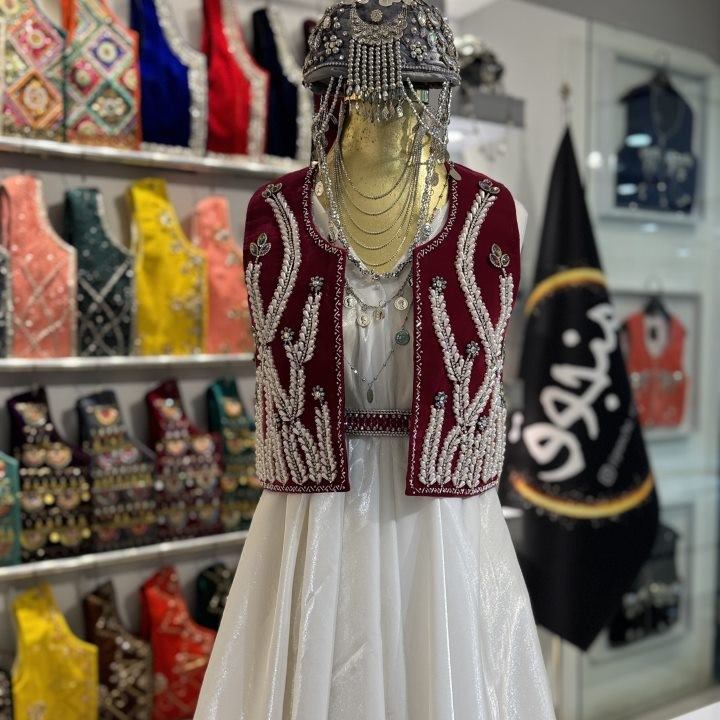 سخمه مروارید دوزی طرح خوشه گندم مدل آنیا سخمه مرواریددوزی طرح خوشه گندم مدل آنیا -قرمز- سایت منجوق