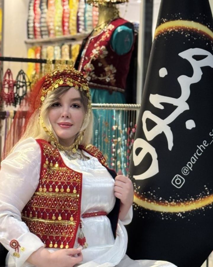 سخمه جواهردوزی سنتی مدل سوژین سخمه کردی زنانه سنتی مدل سوژین- دست دوز- قرمز