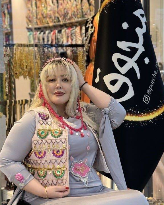 جلیقه مخمل منجوق دوزی مدل جغد برند منجوق