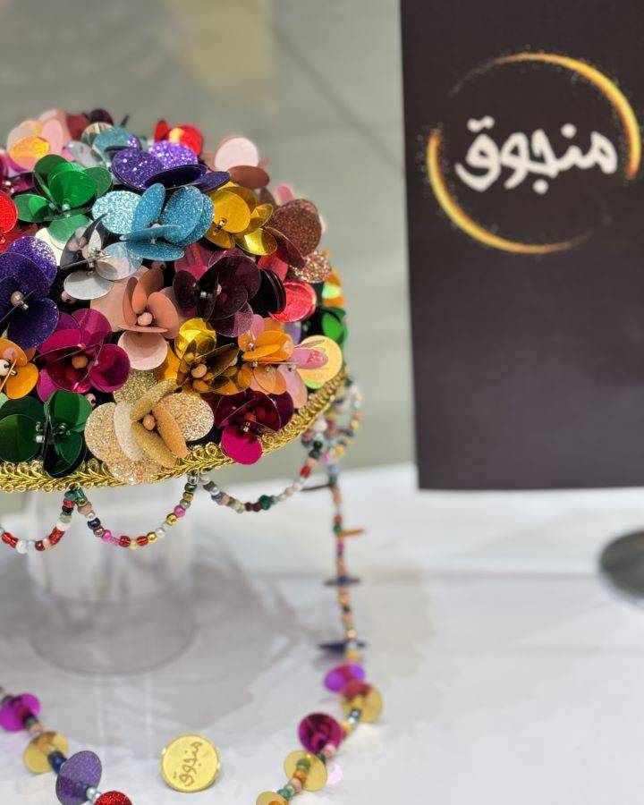 کلاه کردی برند منجوق مدل گلی