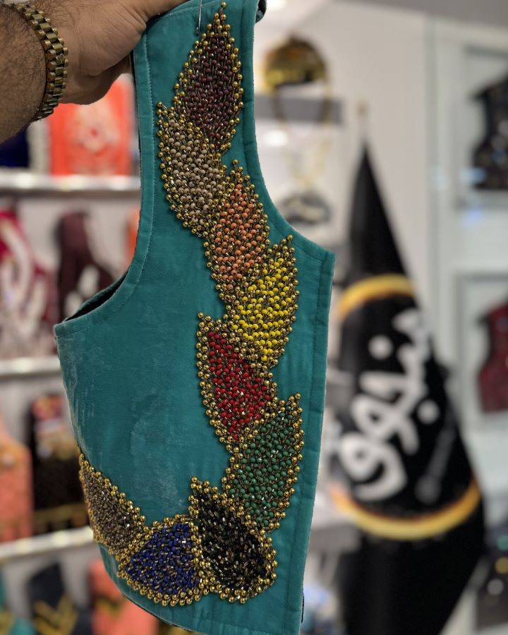 سخمه حاشیه دوزی مدل برگ رنگی منجوق