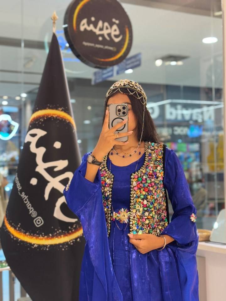 سخمه سنگ دوزی مدل مژگان برند منجوق
