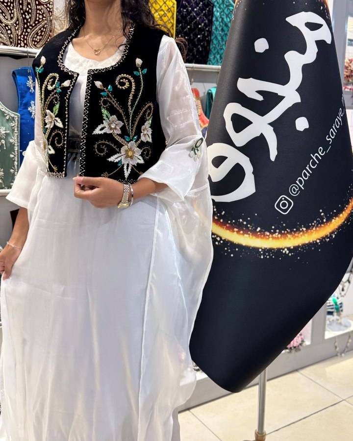سخمه زنانه منجوق مدل گل برجسته